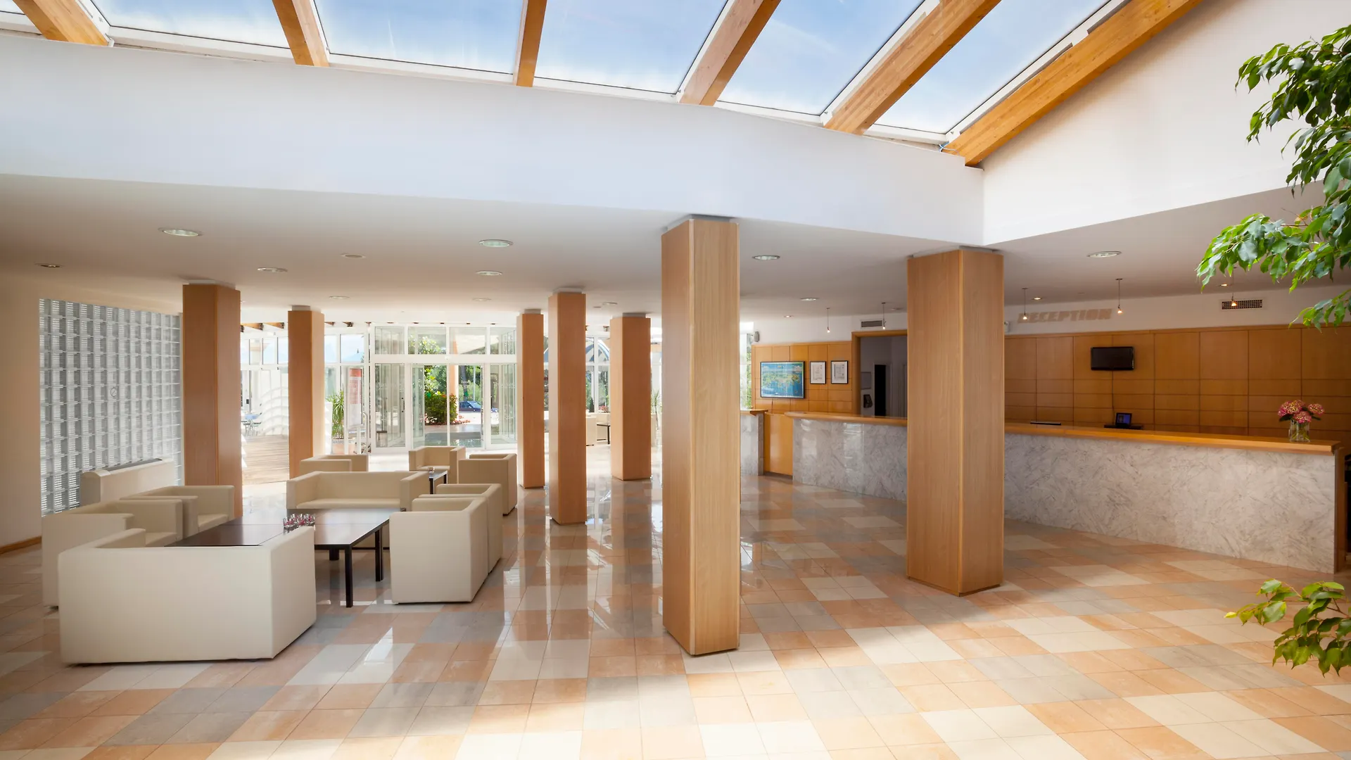 Maistra Riva Apartments Vrsar Croatia